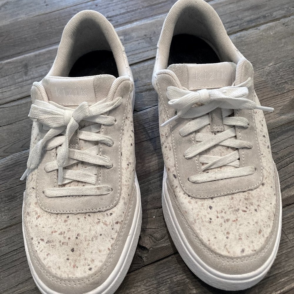 Kizik Prague Terrazzo Sneakers, Size: Women’s 8 EE in gently used condition